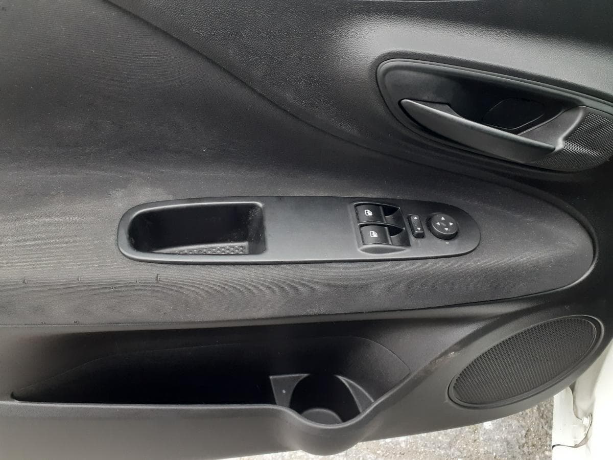 Fiat Punto 1.3D Multijet · Ano 2015 — imagen 25