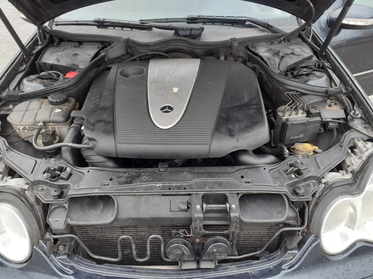 Mercedes-Benz C220 CDI · Année 2003 — image 21