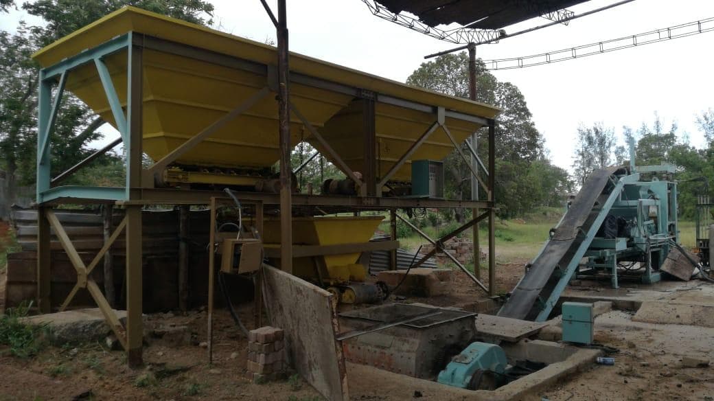 Máquina de blocos e pavê · — image 15