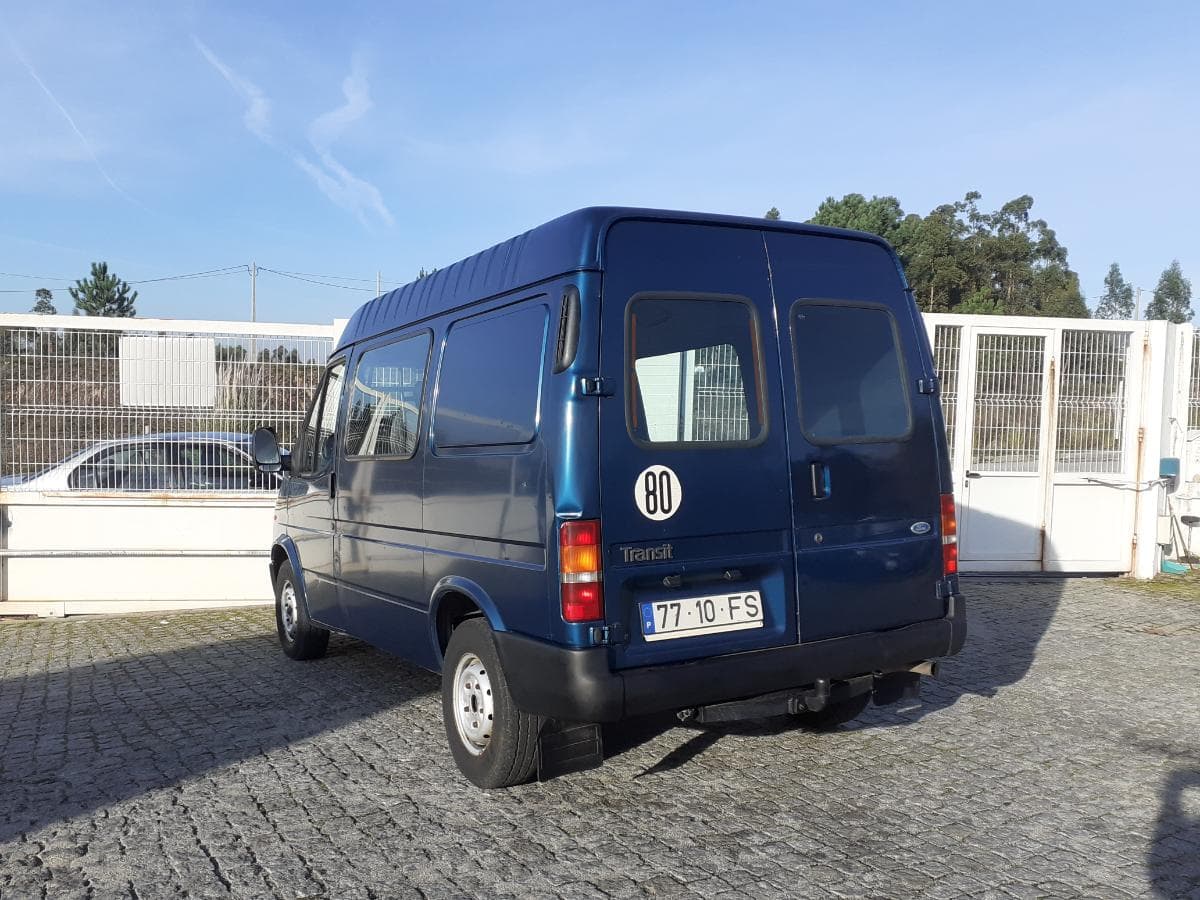 Ford Transit 2.5 DI · 3 Lugares — imagem 6