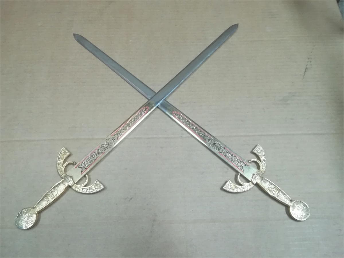 Espadas Douradas
