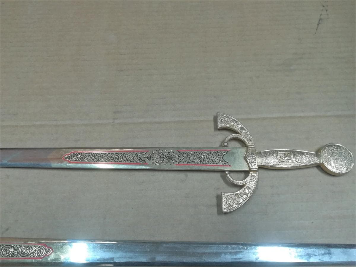 Espadas Douradas — image 3
