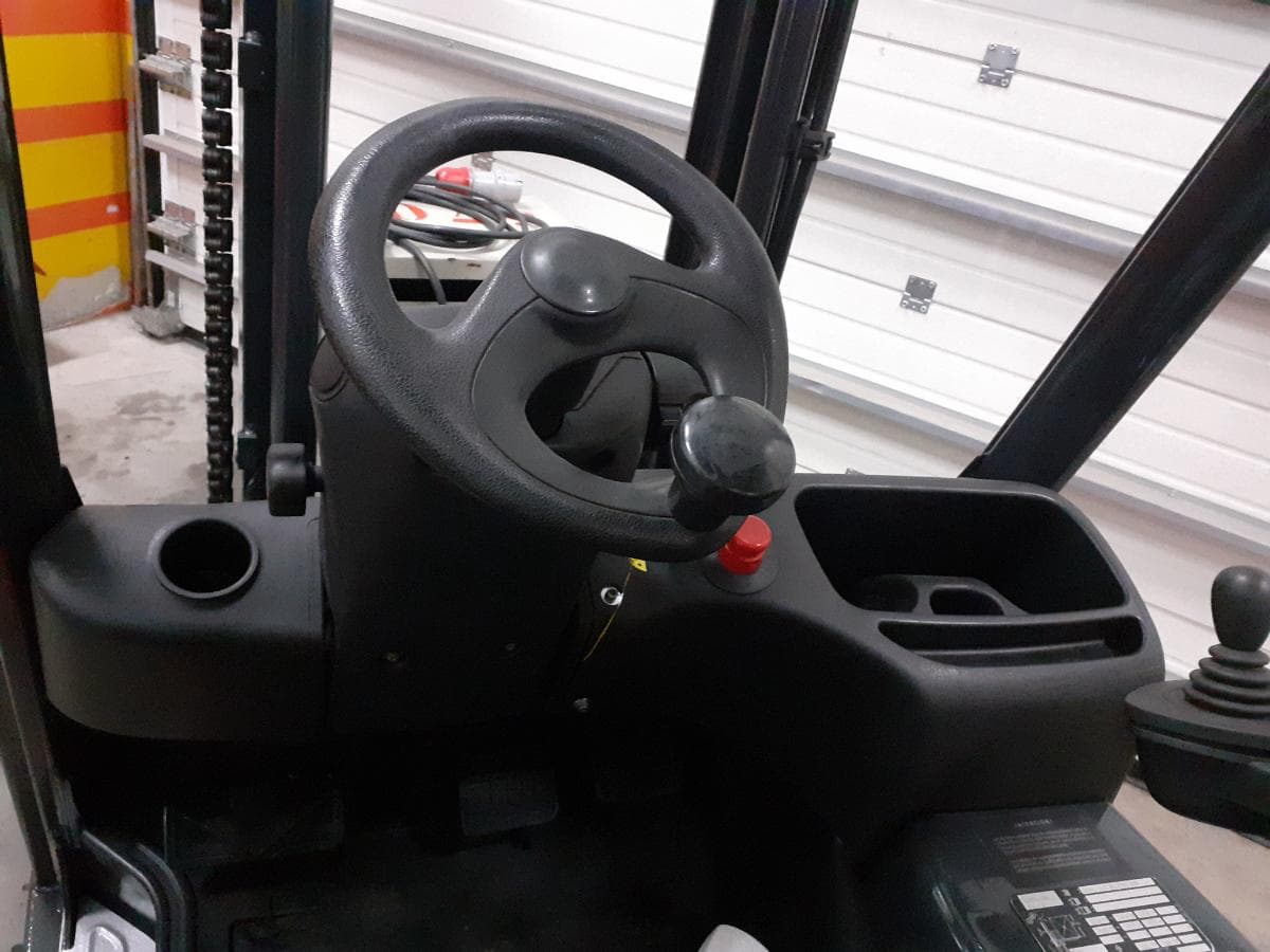 Empilhador Elétrico Linde E20PH — imagem 9