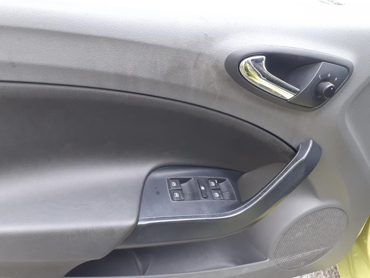 Seat Ibiza 1.9 TDI · Ano 2009 — imagen 14