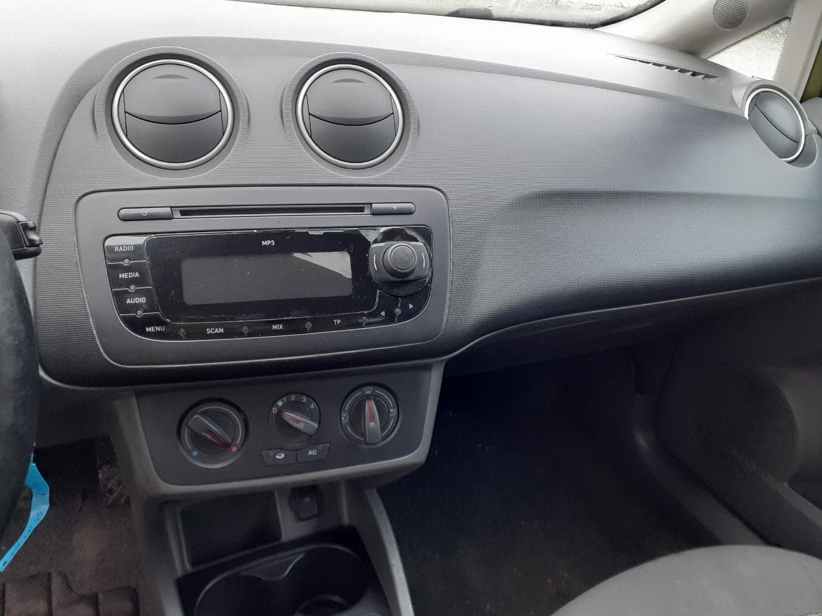 Seat Ibiza 1.9 TDI · Ano 2009 — imagen 15