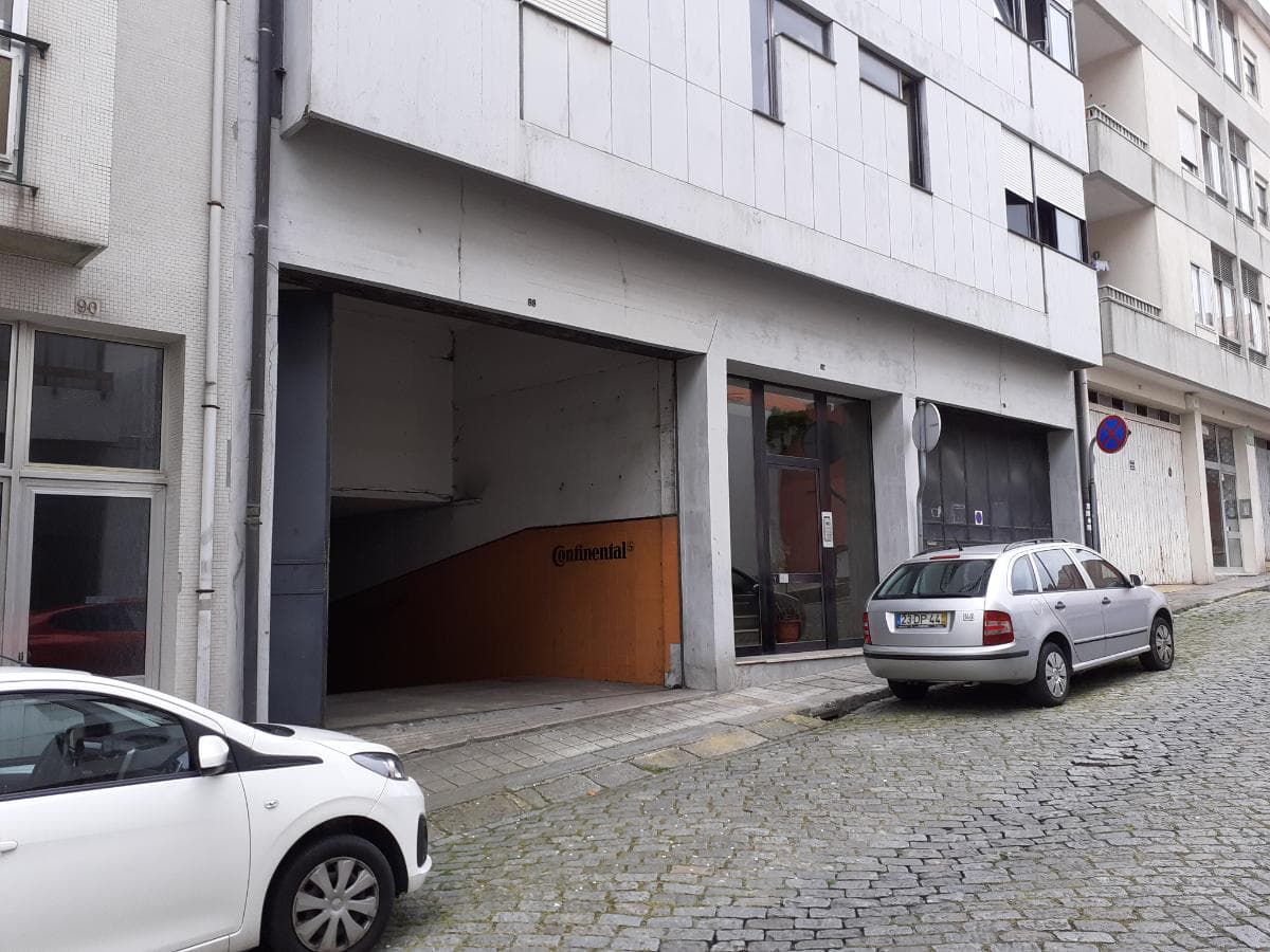 Garagem c/ 35 lugares · Porto — imagen 1