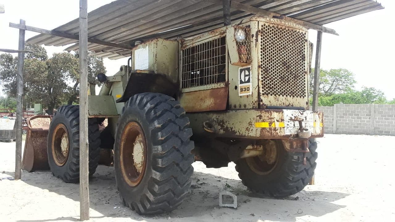 Pá carregadora CATERPILLAR 930 · — image 4