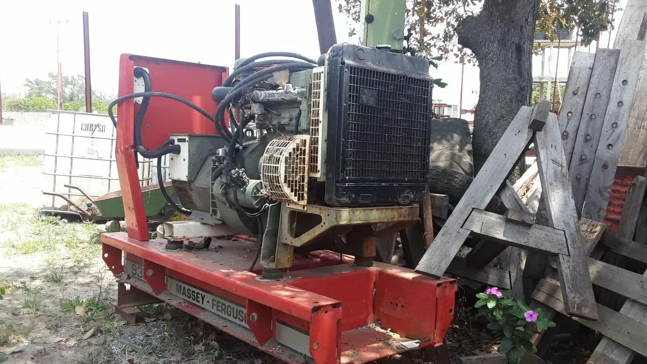 Gerador MASSEY-FERGUSON 930 · — imagen 2