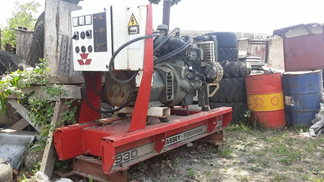 Gerador MASSEY-FERGUSON 930 · — imagen 3
