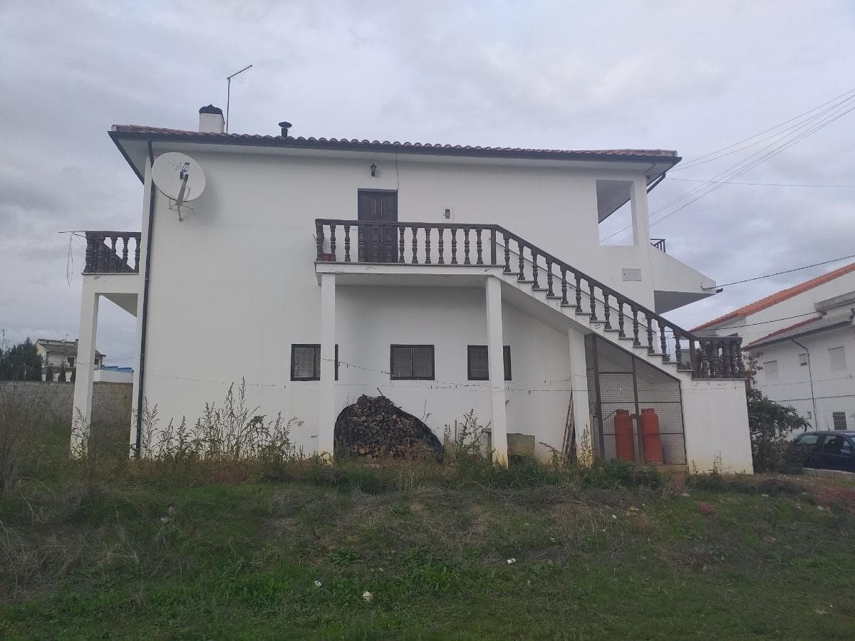 Quinhão Hereditário · Mirandela — imagen 4