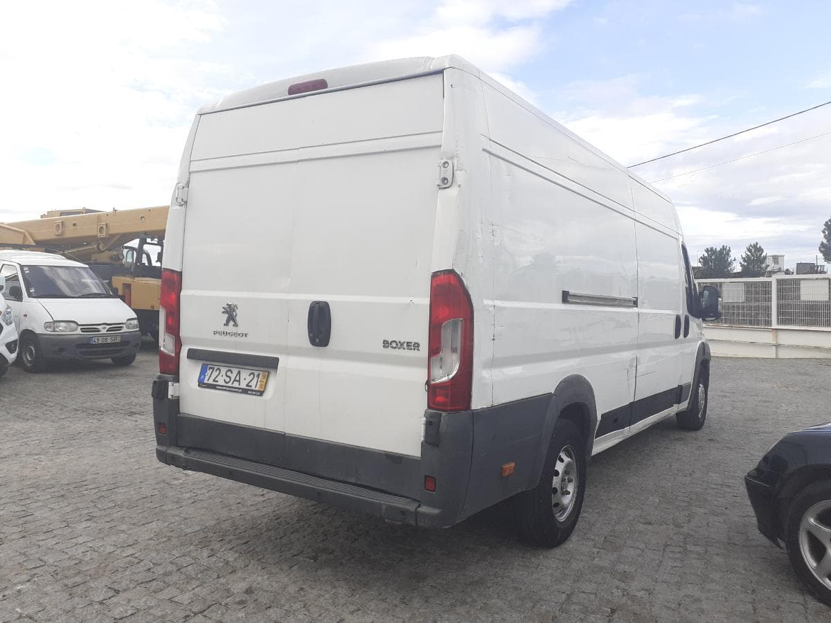 Peugeot Boxer 2.2 HDI Van · Ano 2016 — image 4