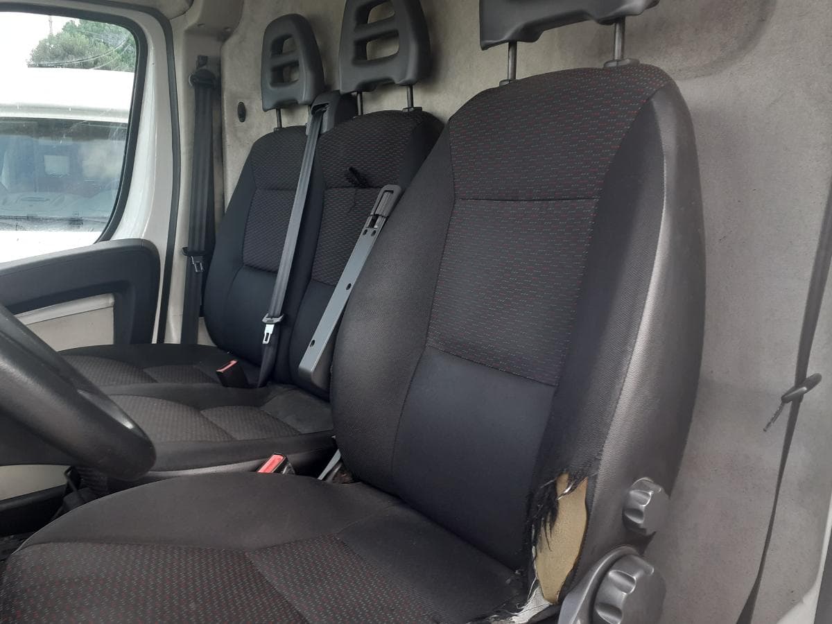 Peugeot Boxer 2.2 HDI Van · Ano 2016 — image 18
