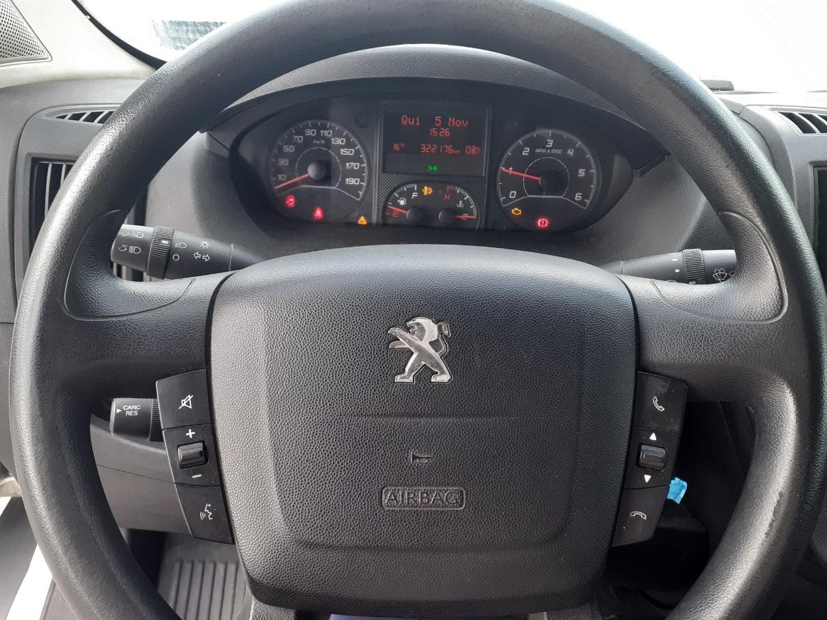 Peugeot Boxer 2.2 HDI Van · Ano 2016 — image 16