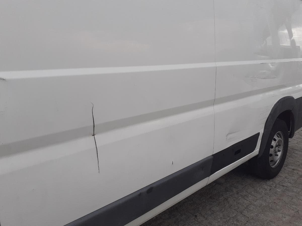 Peugeot Boxer 2.2 HDI Van · Ano 2016 — image 22