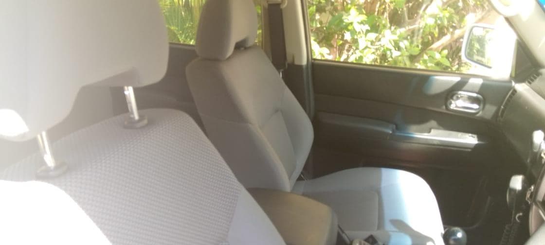 Nissan Patrol GL · — imagem 13