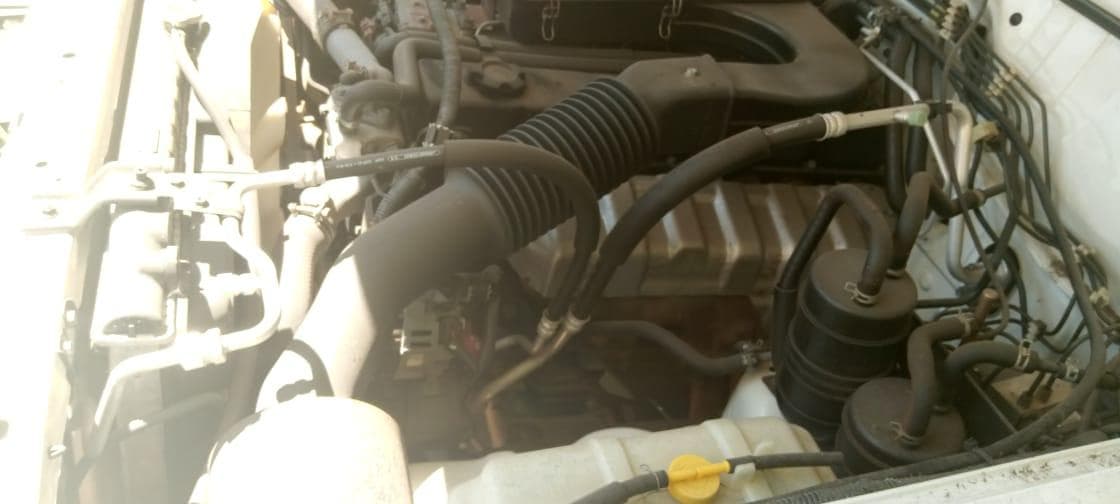 Nissan Patrol GL · — imagem 15