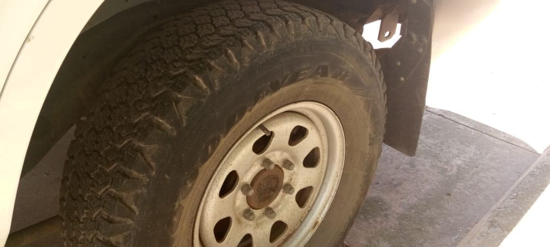 Nissan Patrol GL · — imagem 16