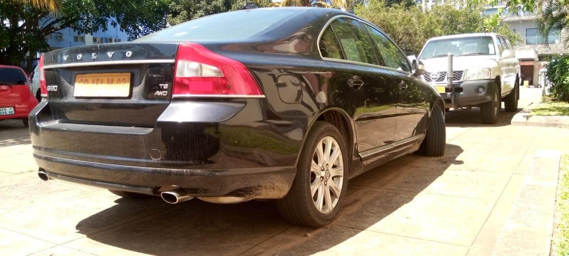 Volvo S80 · — image 3