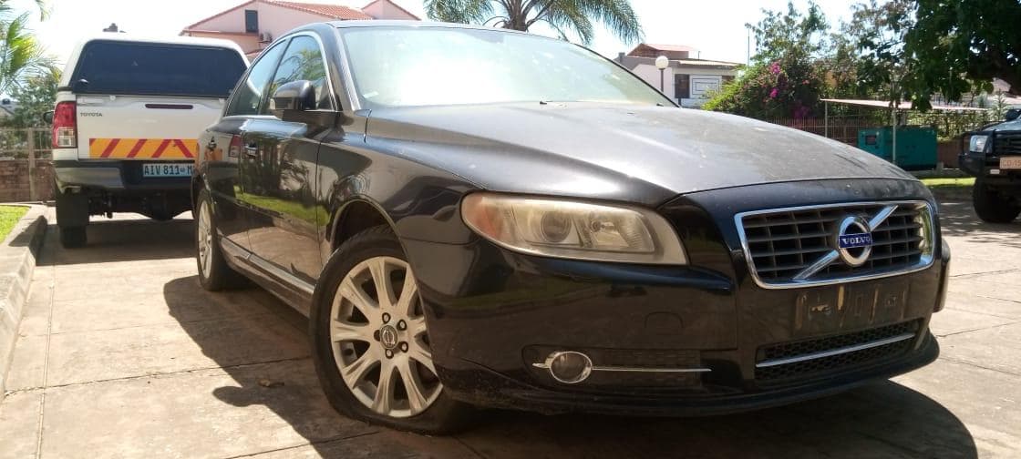 Volvo S80 · — image 2