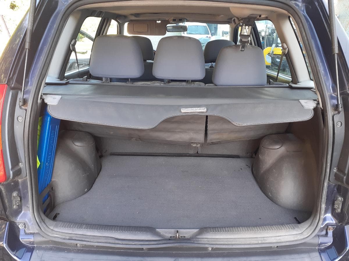 Mitsubishi Spacestar 1.3 · Ano 2000 — imagem 7