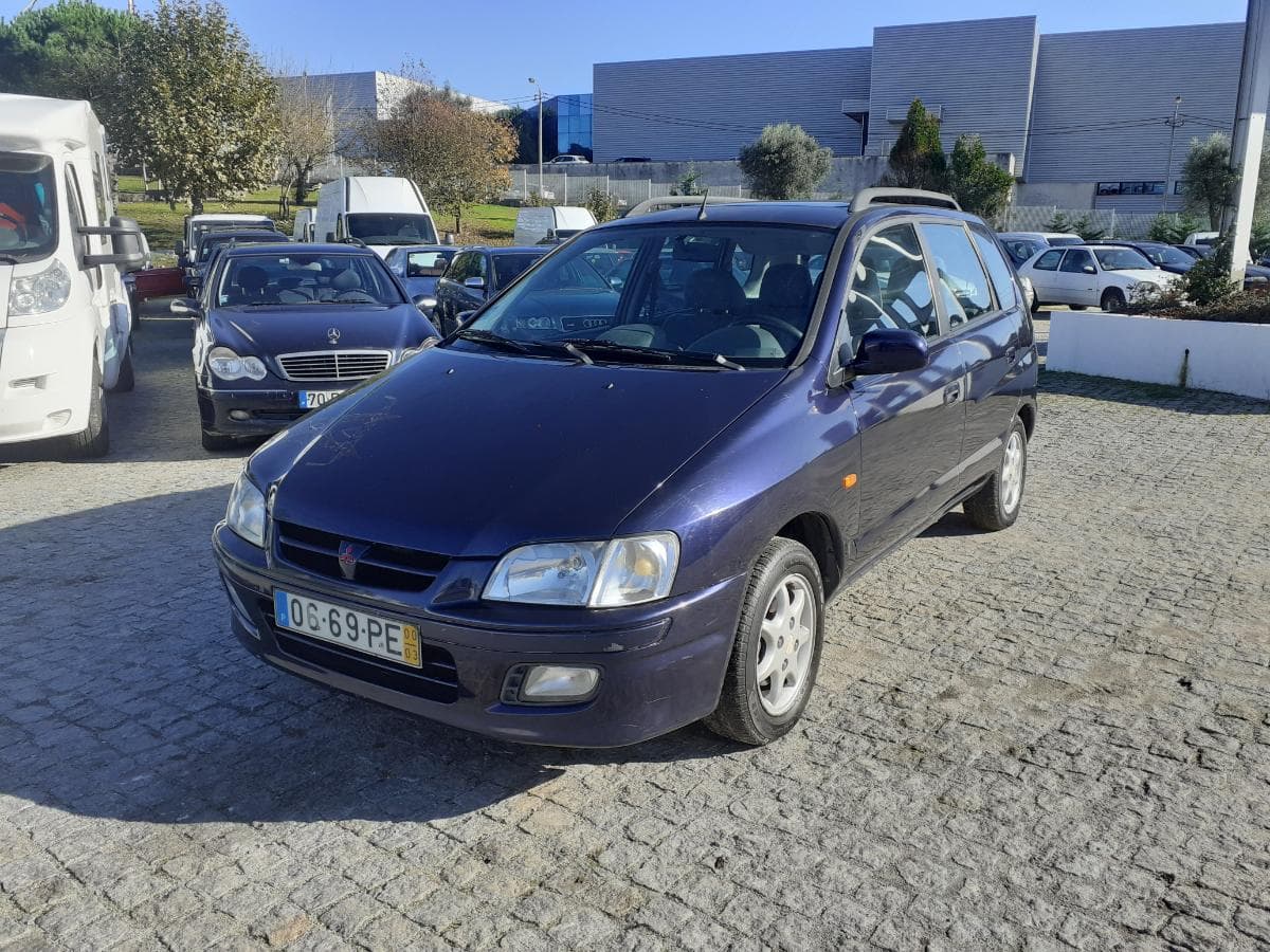 Mitsubishi Spacestar 1.3 · Ano 2000 — imagem 3