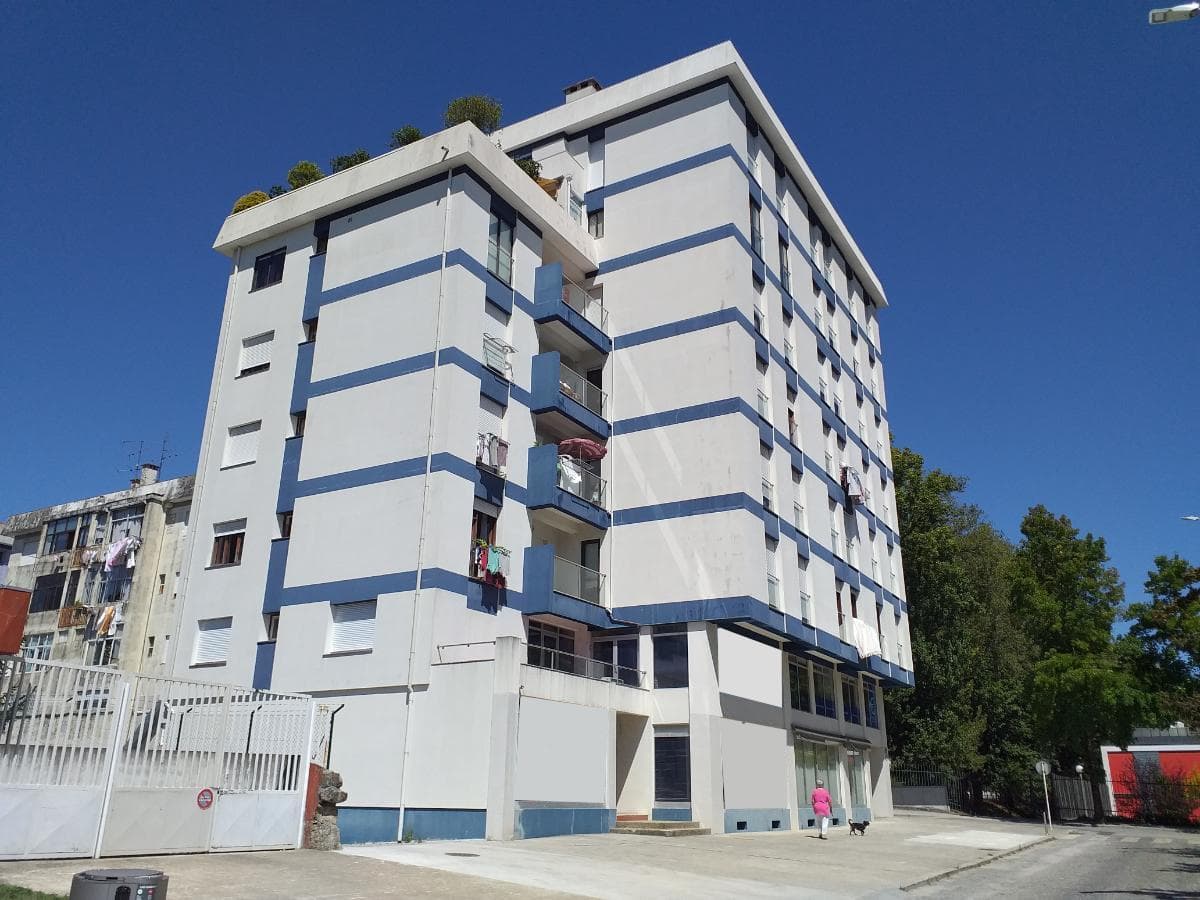 1/3 de Nua Propriedade de Apartamento T2 · Guimarães — imagem 1