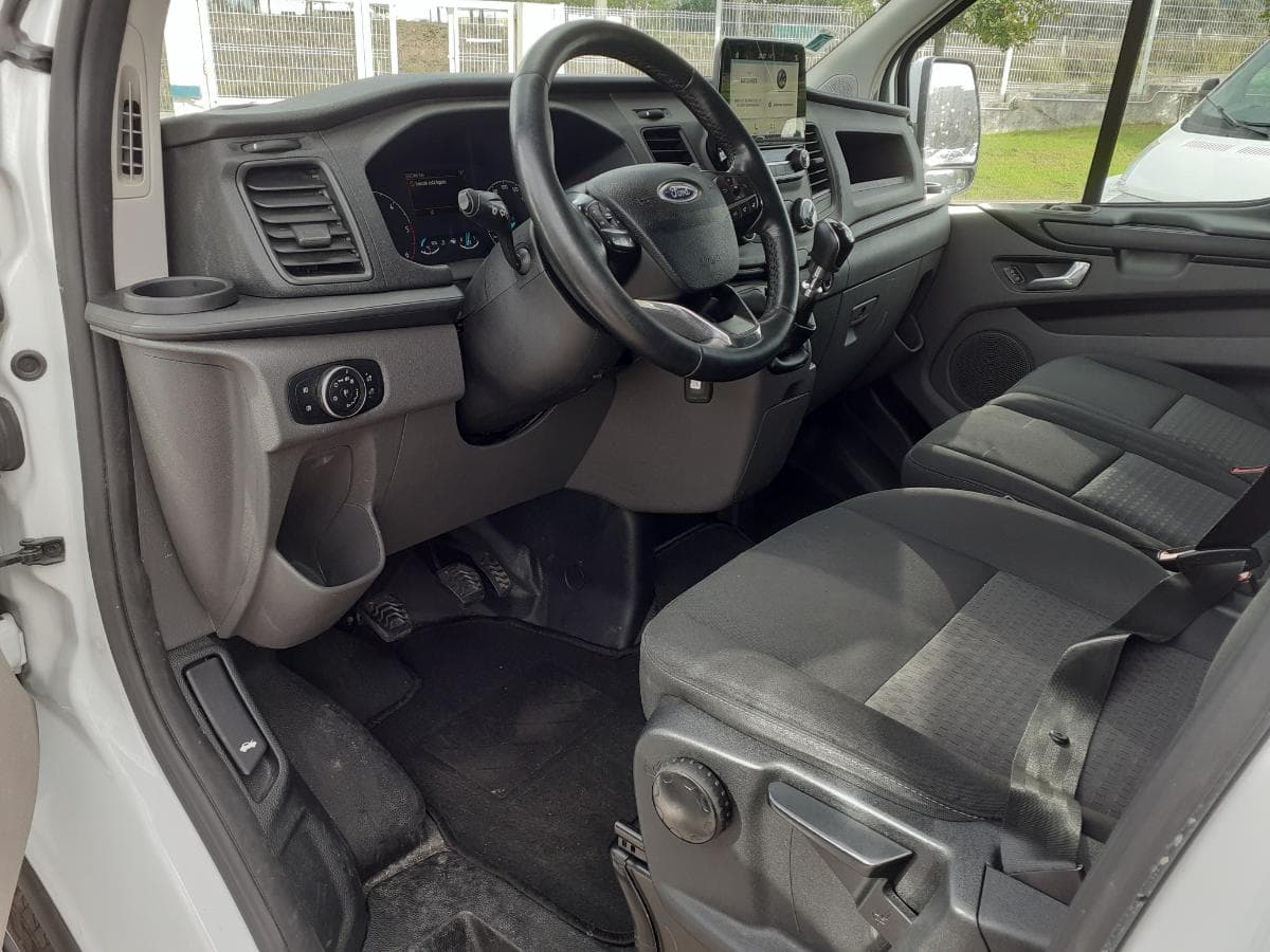 Ford Transit Custom · Ano 2018 — imagem 10