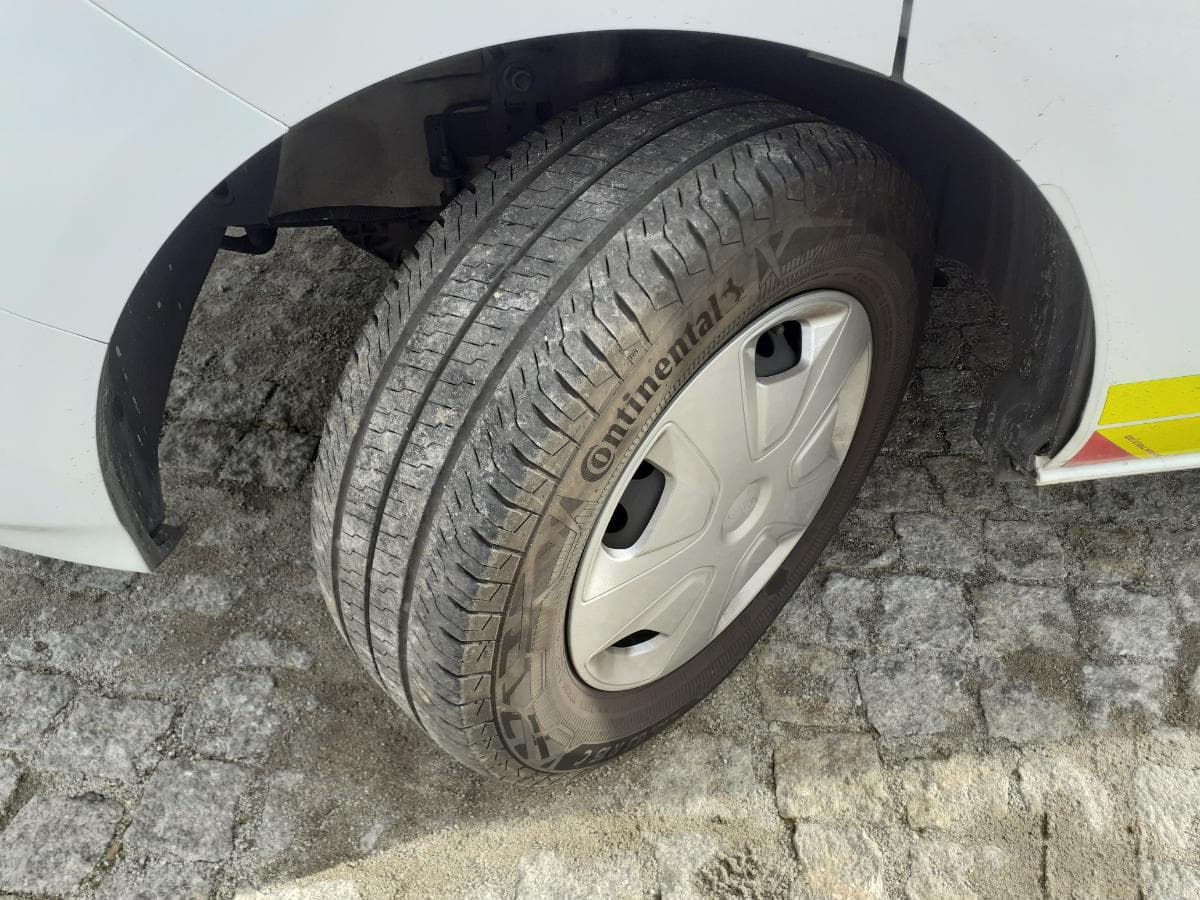 Ford Transit Custom · Ano 2018 — imagem 21