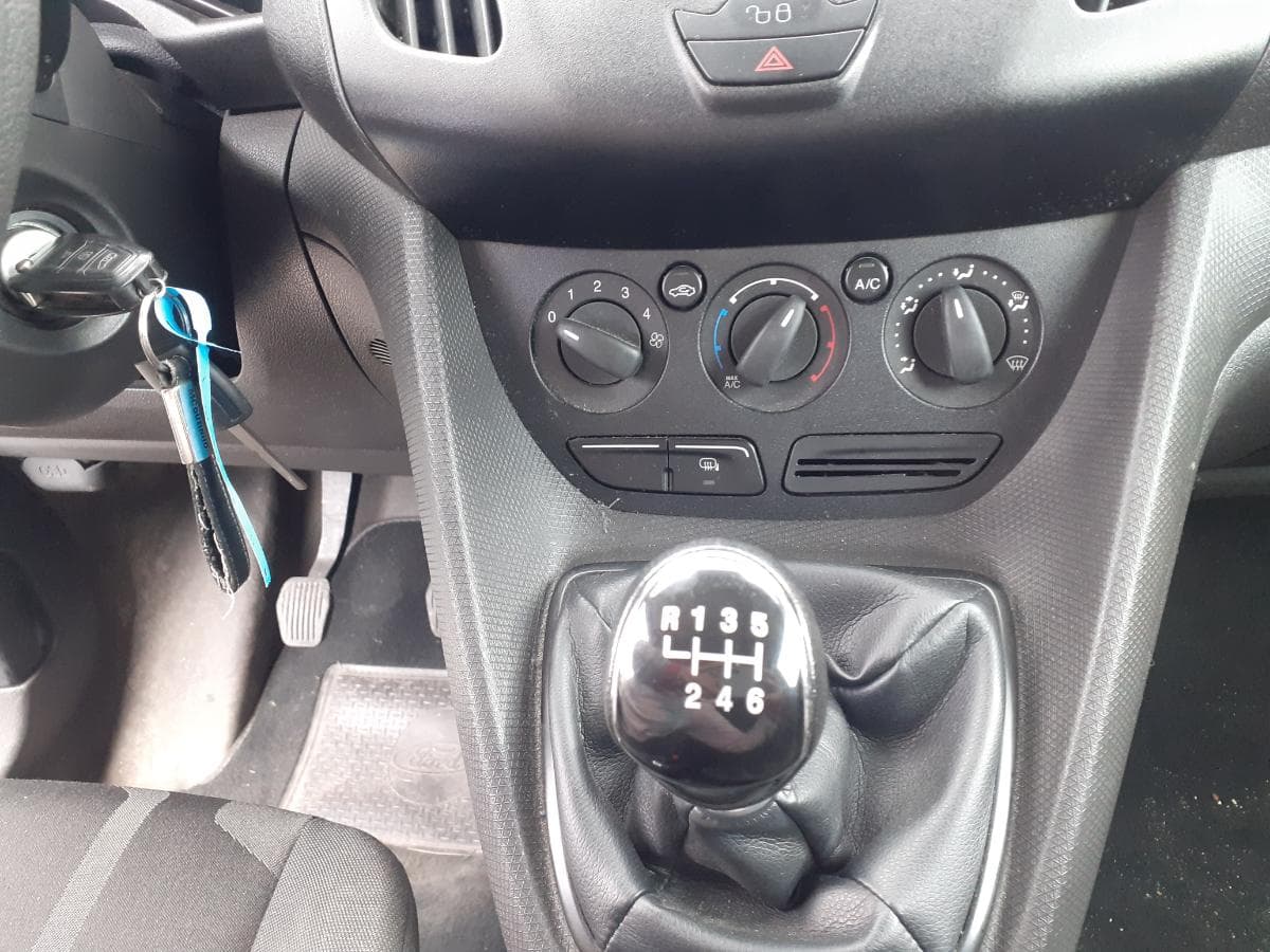 Ford Transit Connect 1.6 TDCI· Ano 2015 — imagen 17