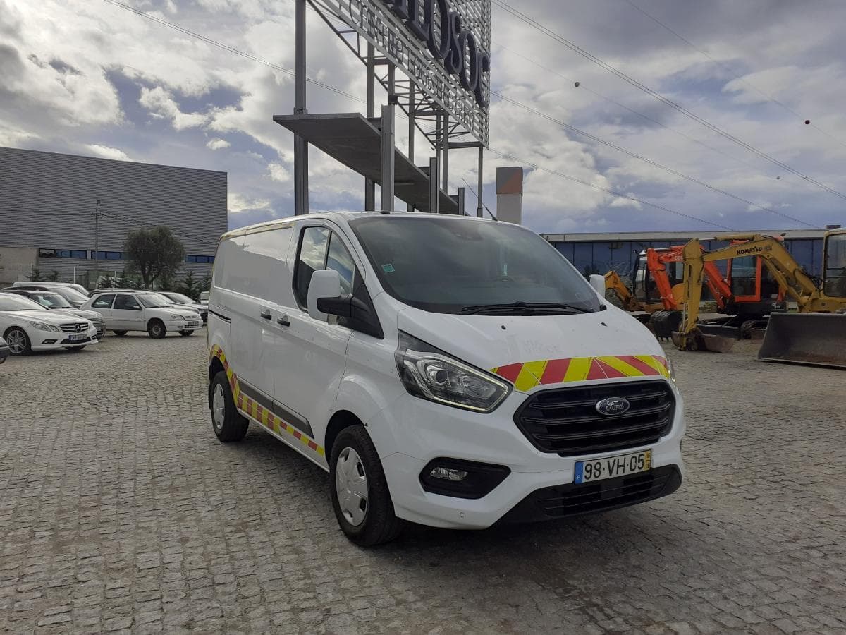 Ford Transit Custom · Ano 2018 — imagem 1