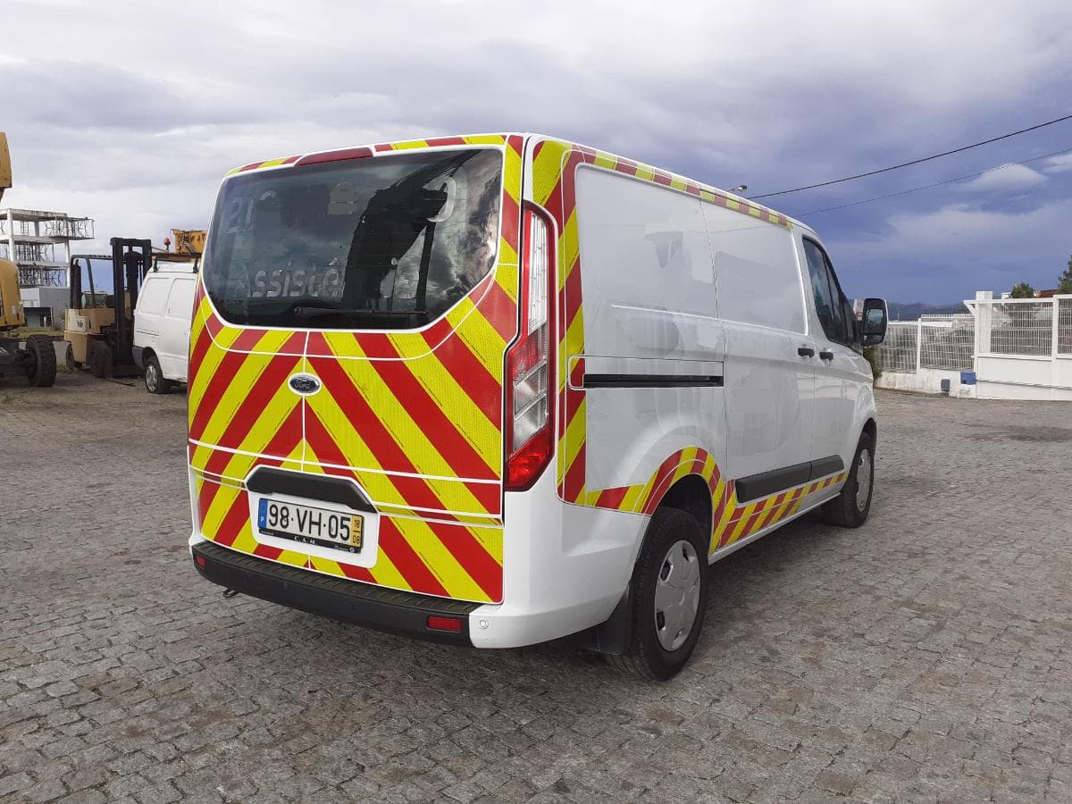 Ford Transit Custom · Ano 2018 — imagem 4