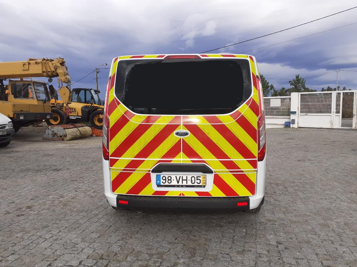 Ford Transit Custom · Ano 2018 — imagem 5