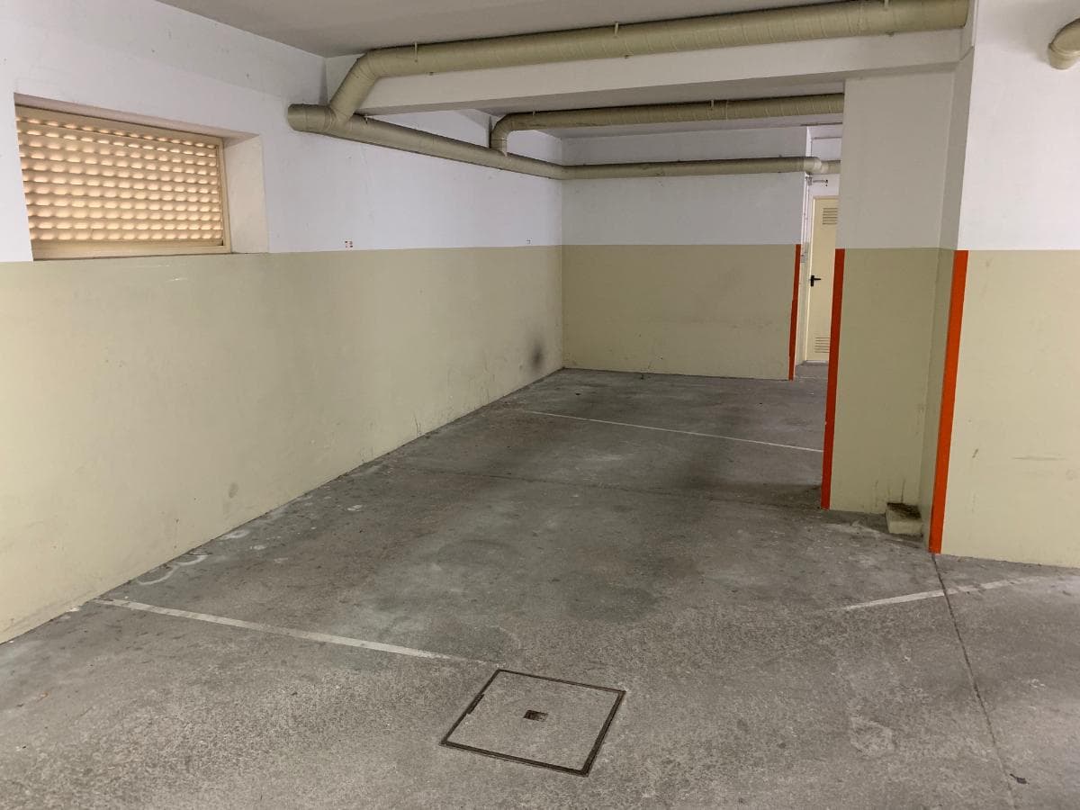 Apartamento T1 + Lugar Garagem + Arrumos · Gandra — imagem 11