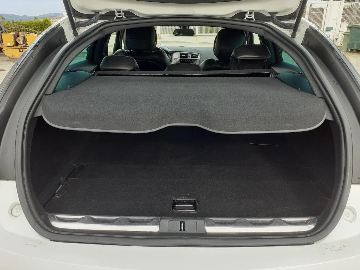 Citroën DS5 Híbrido · Ano 2014 · Híbrido Diesel — imagen 10