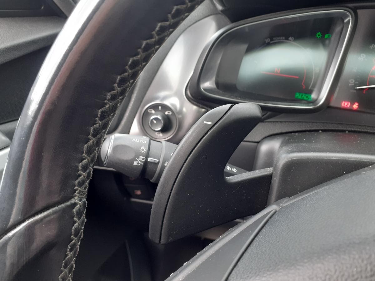 Citroën DS5 Híbrido · Ano 2014 · Híbrido Diesel — imagen 22