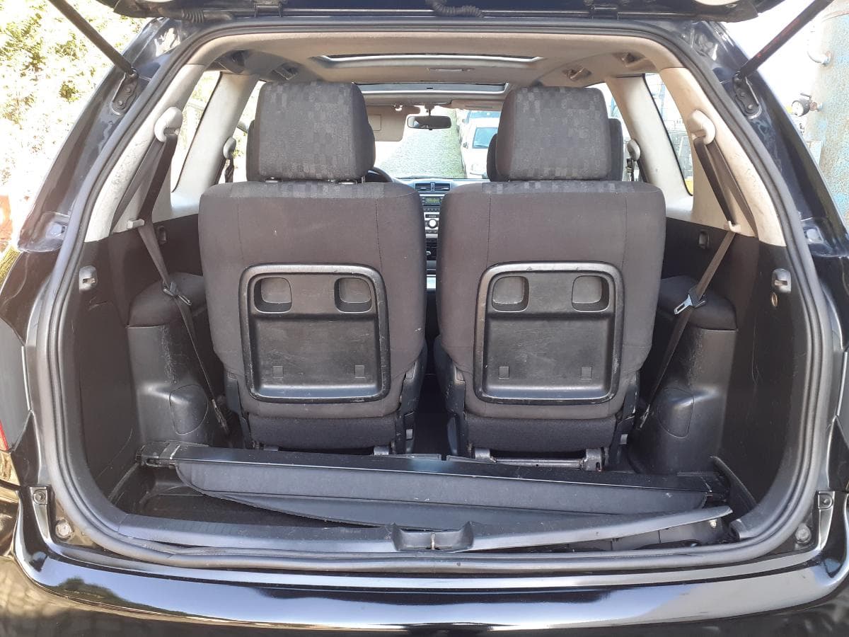 Toyota Avensis D4D · Ano 2004 — imagem 8