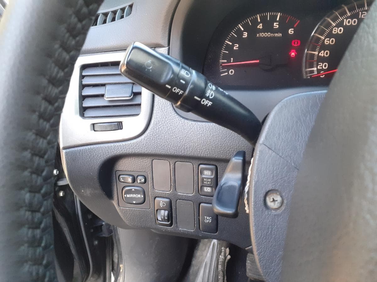 Toyota Avensis D4D · Ano 2004 — imagem 21