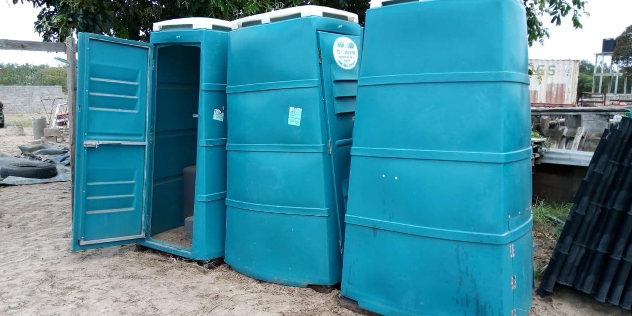 Sanitários móveis · — imagem 2