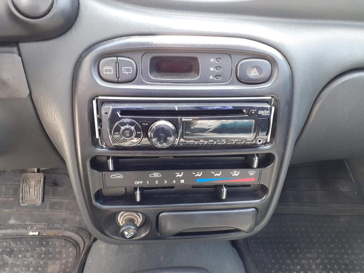 Hyundai Accent 1.3i — imagen 14