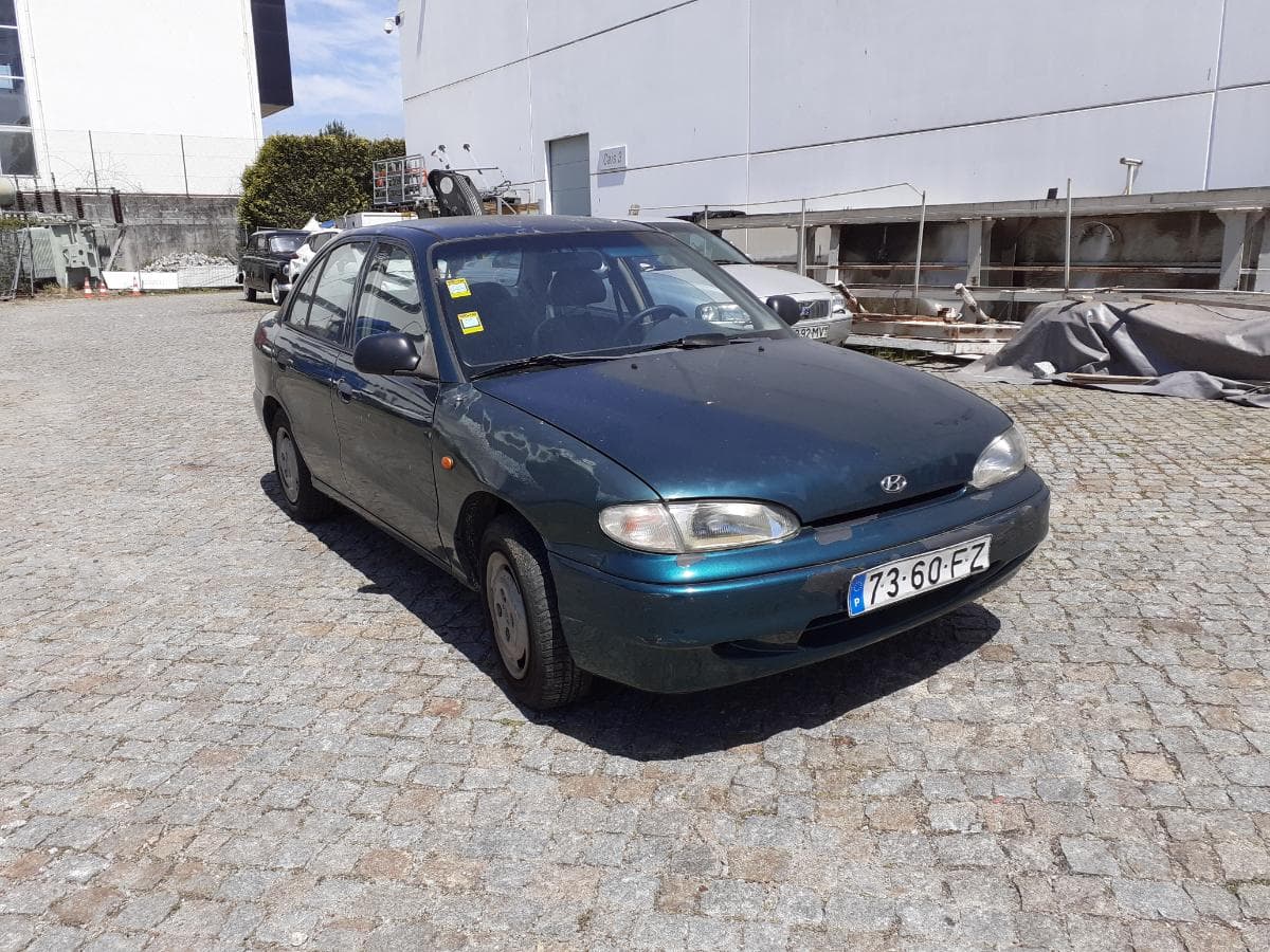 Hyundai Accent 1.3i — imagen 1
