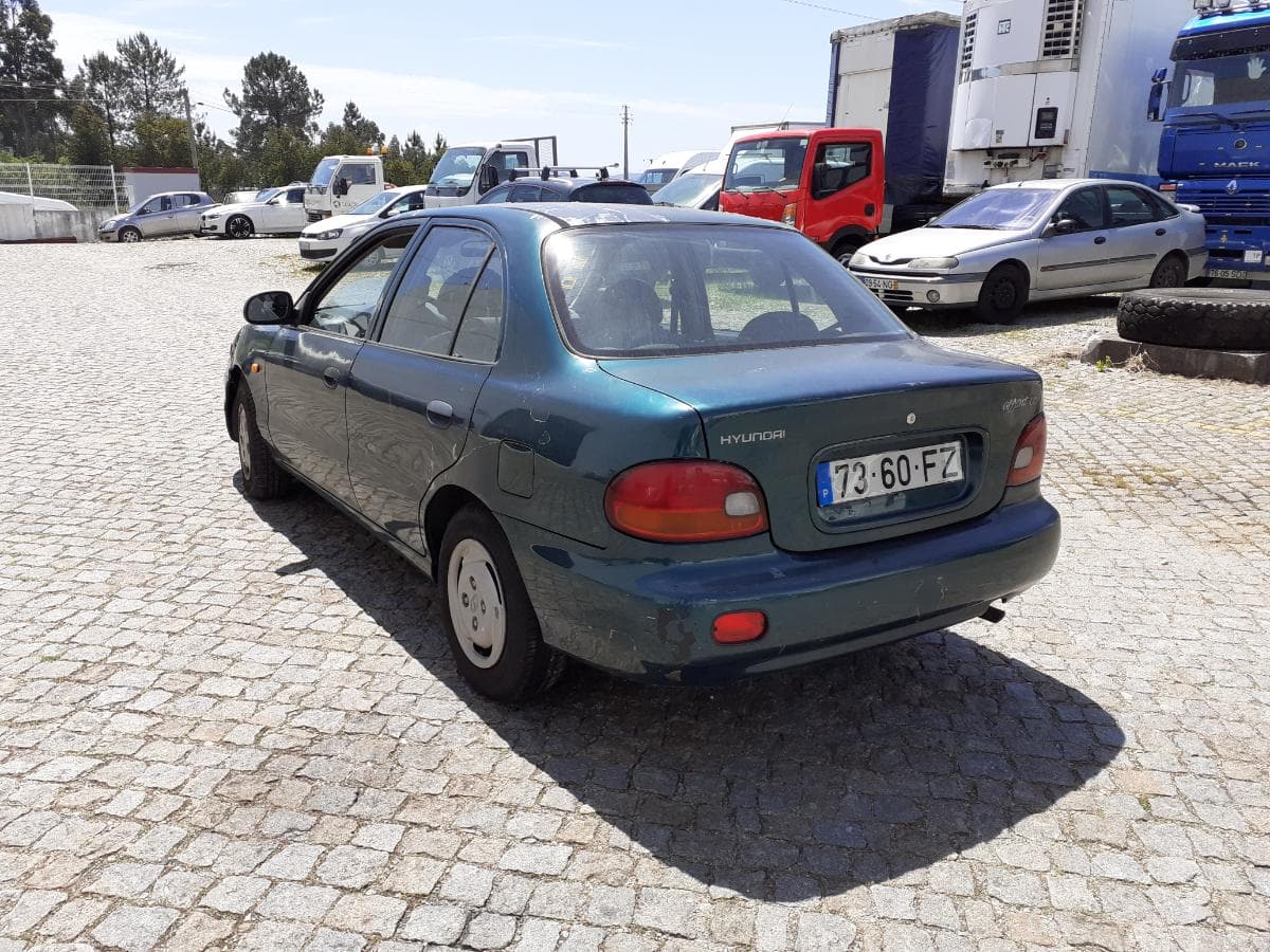 Hyundai Accent 1.3i — imagen 6