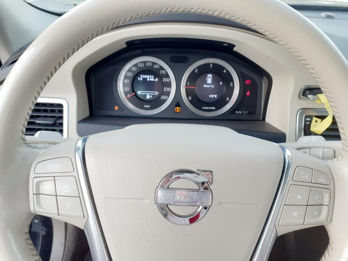 Volvo V70 1.6D · Ano 2009 — imagem 15