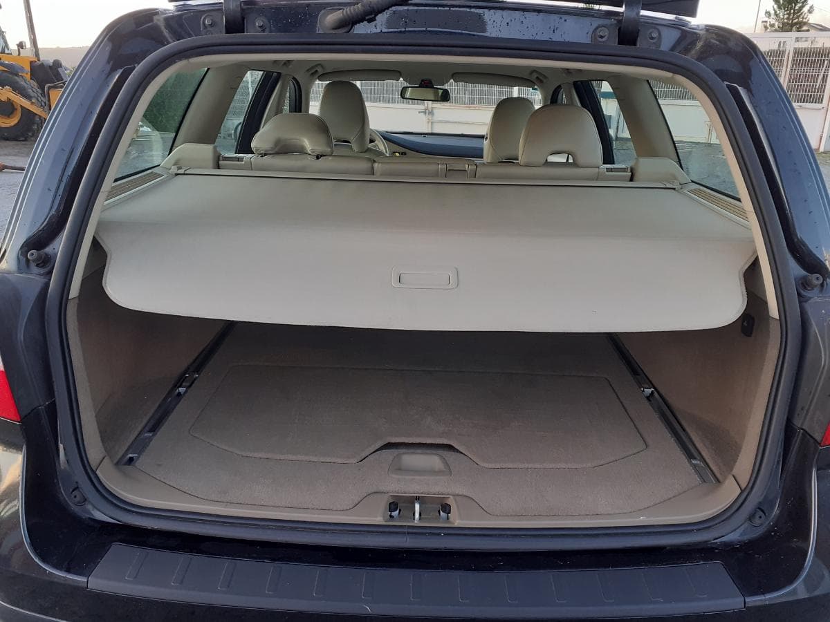 Volvo V70 1.6D · Ano 2009 — imagem 8