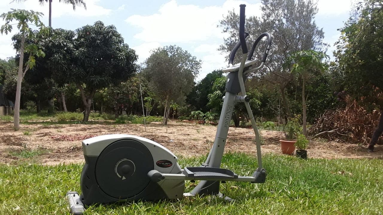 Bicicleta Estacionária ·