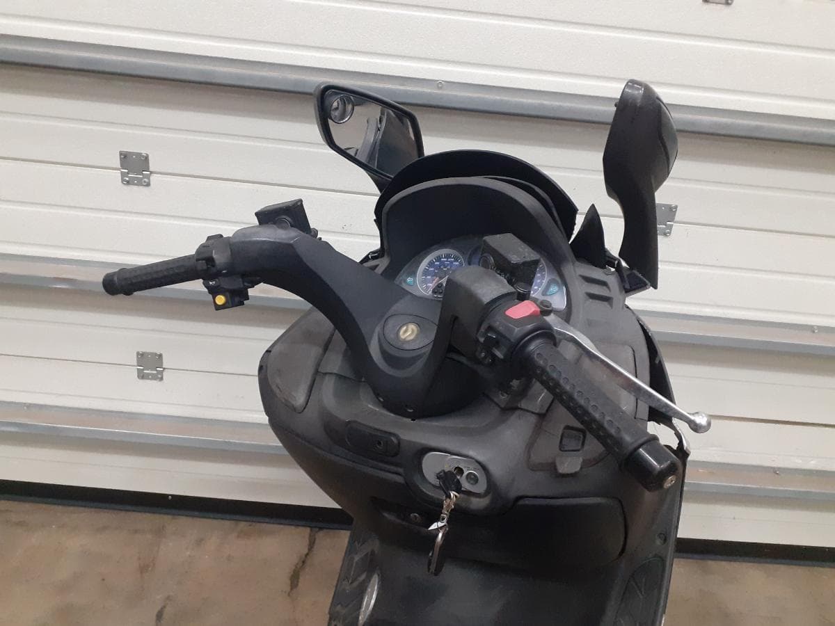 Motociclo SYM GTS 125 — imagem 5