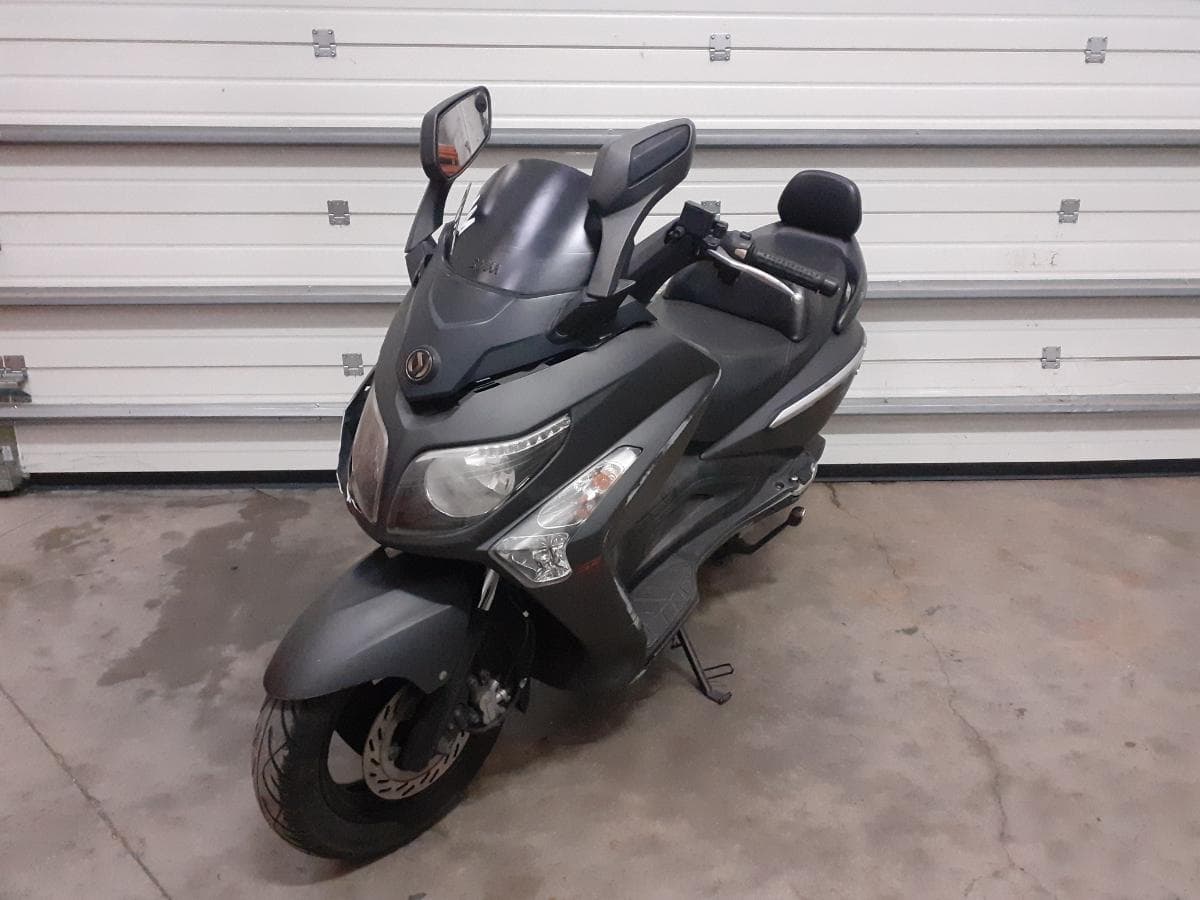 Motociclo SYM GTS 125 — imagem 2