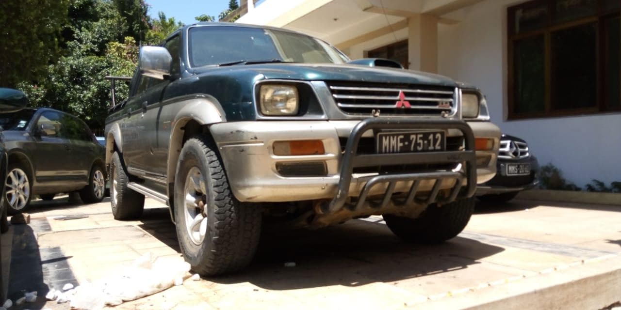 Mitsubishi Colt Rodeo ·