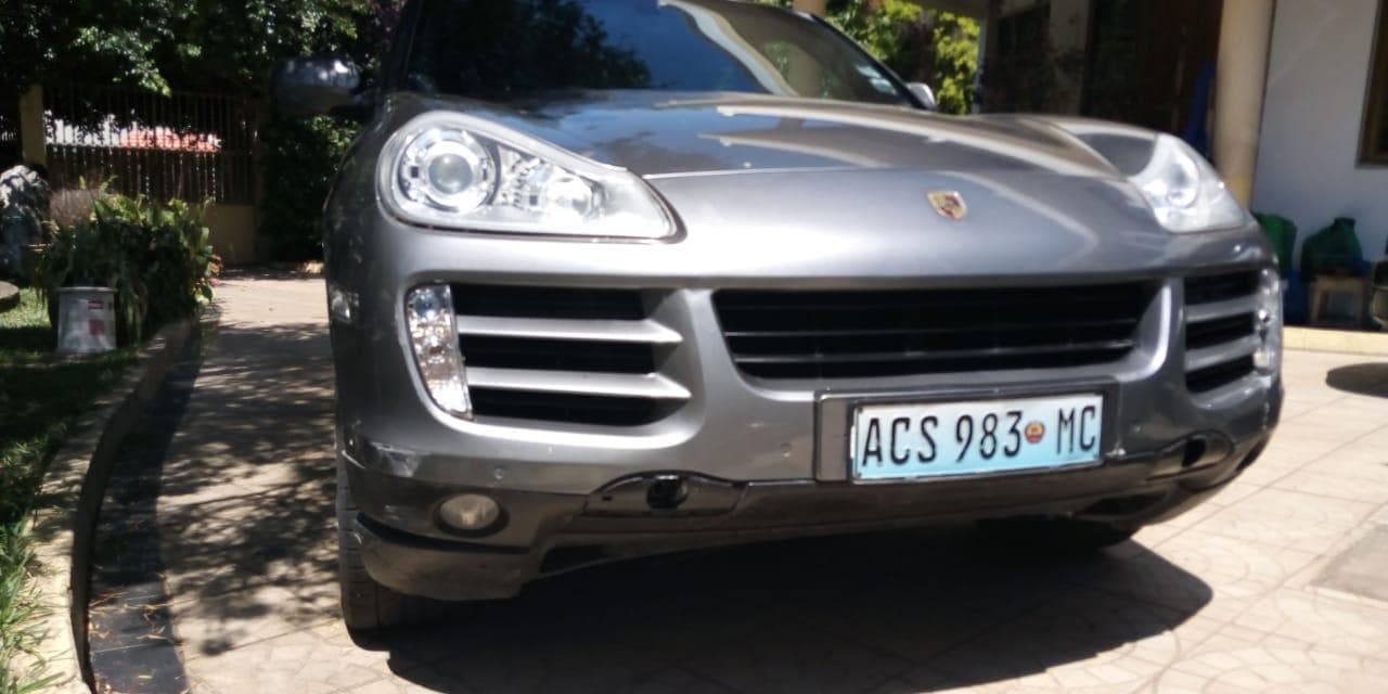 Porsche Cayenne · — imagen 3