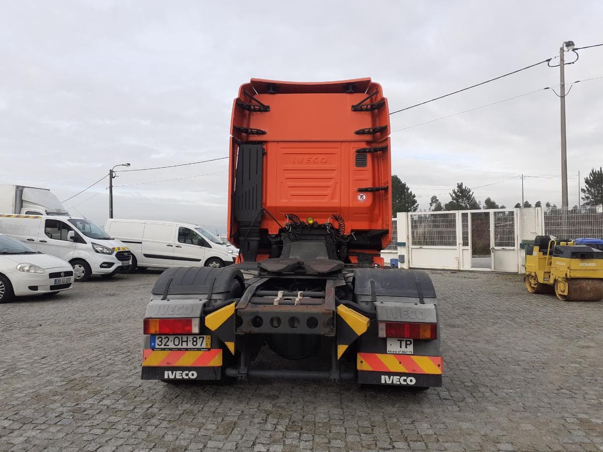 Iveco Stralis 460 · Ano 2014 — imagem 5
