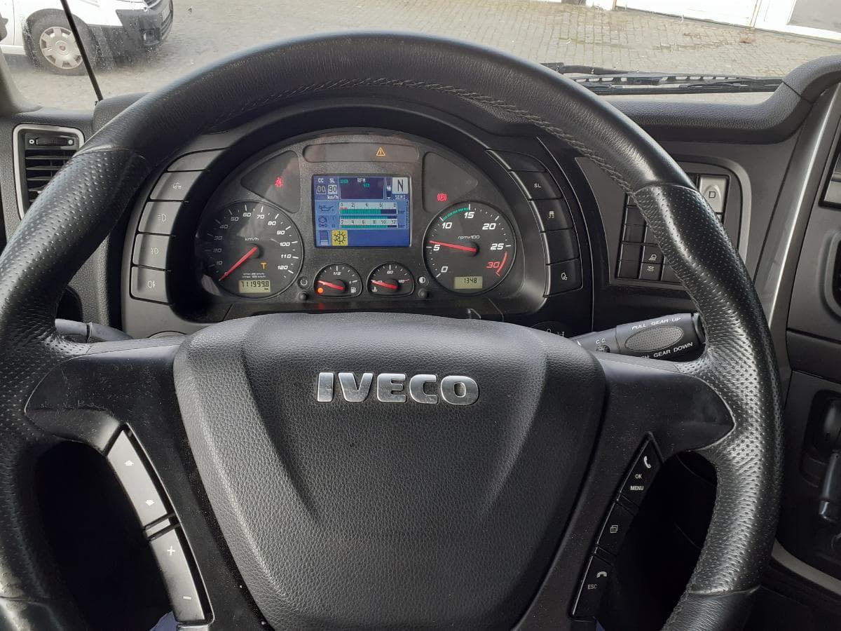Iveco Stralis 460 · Ano 2014 — imagem 23